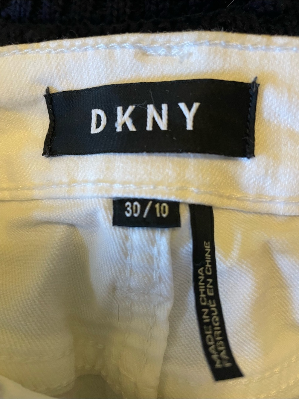 DKNY White Skinny Jeans — Women's Slim Fit
